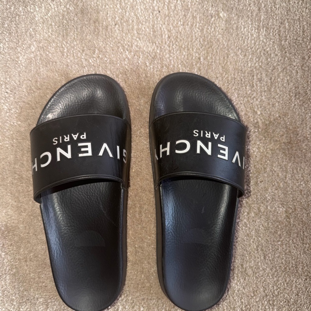 Givenchy Black Logo Slides